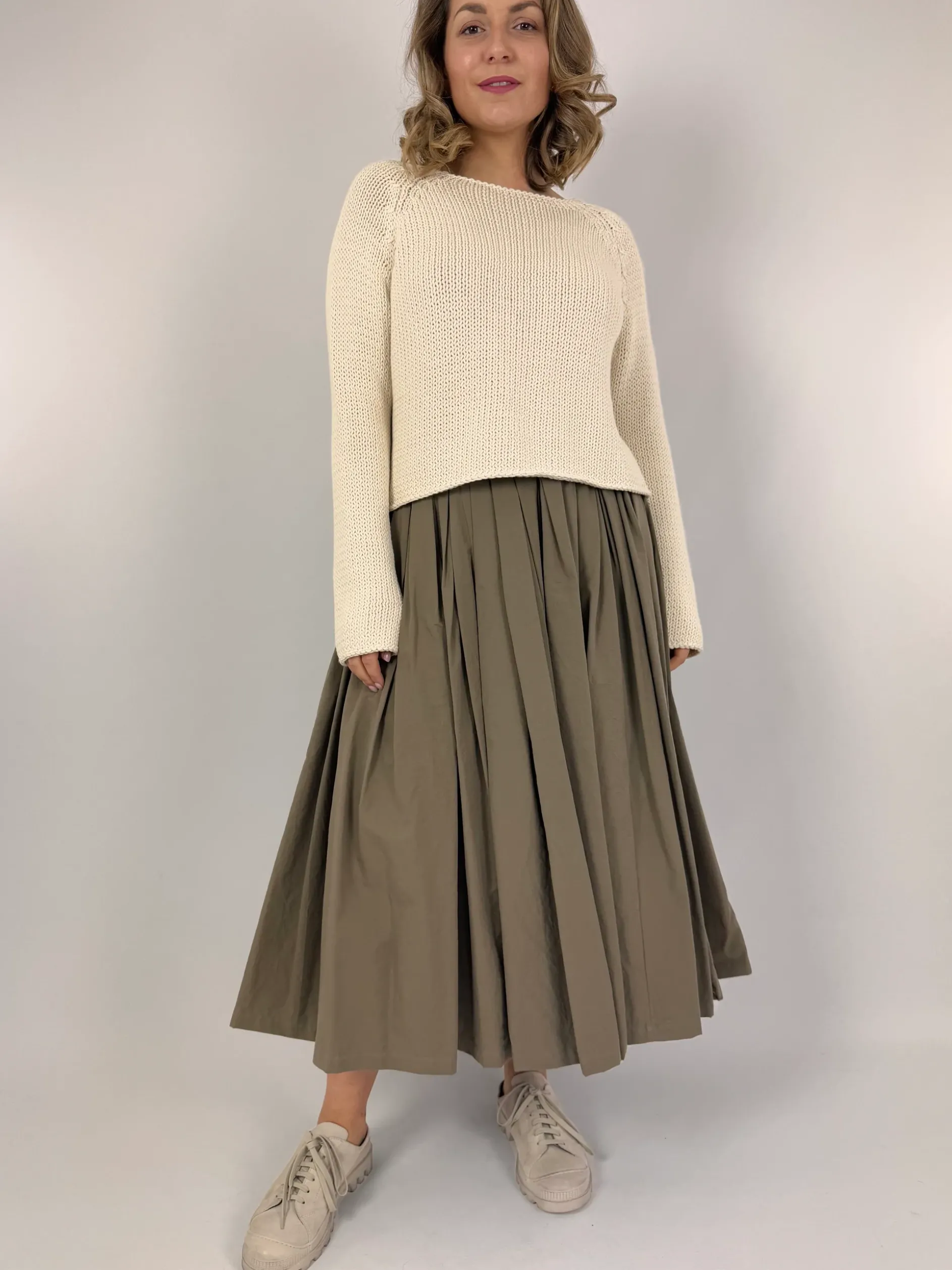 Apuntob 1953 Jumper Milk