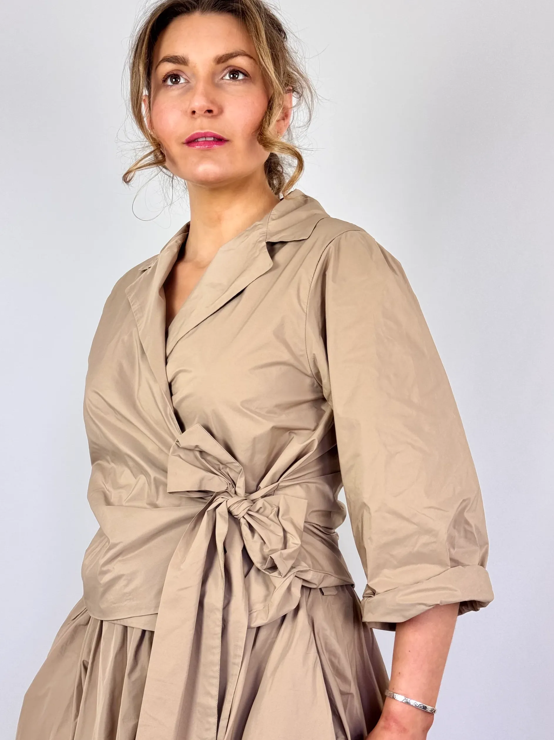 Les Filles D'Ailleurs 832 Blouse Beige
