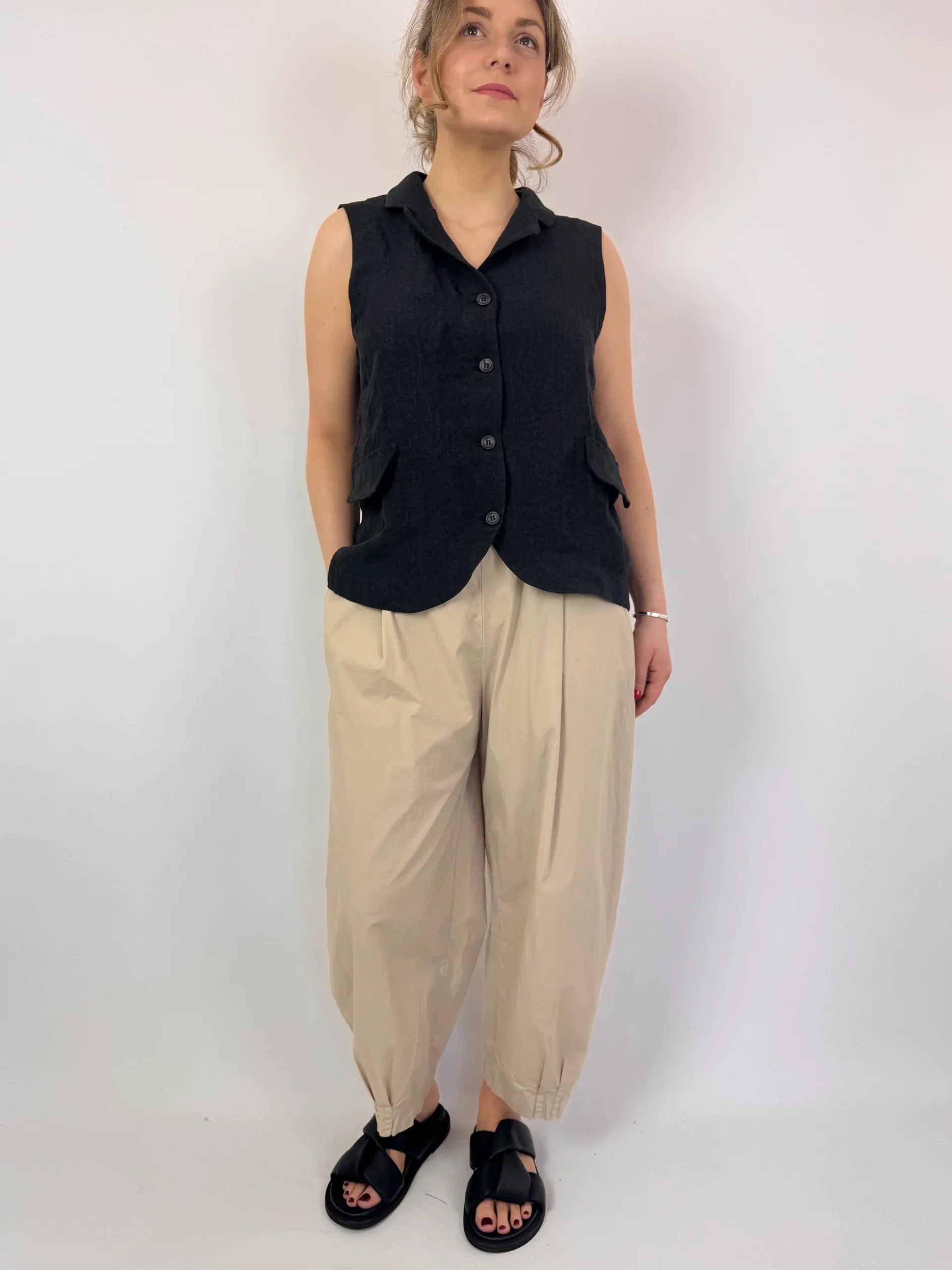 Mama b Kimchi Waistcoat Anthracite