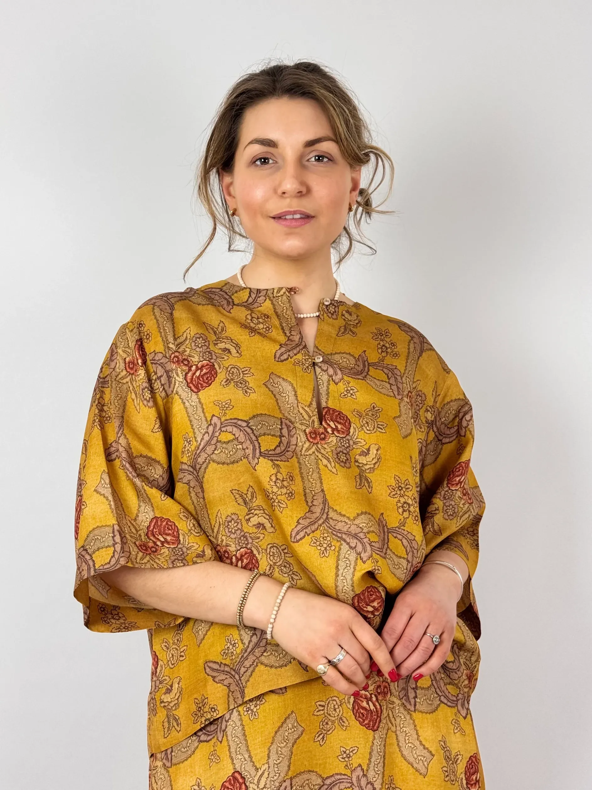 Tapis Noir Cali Blouse Yellow